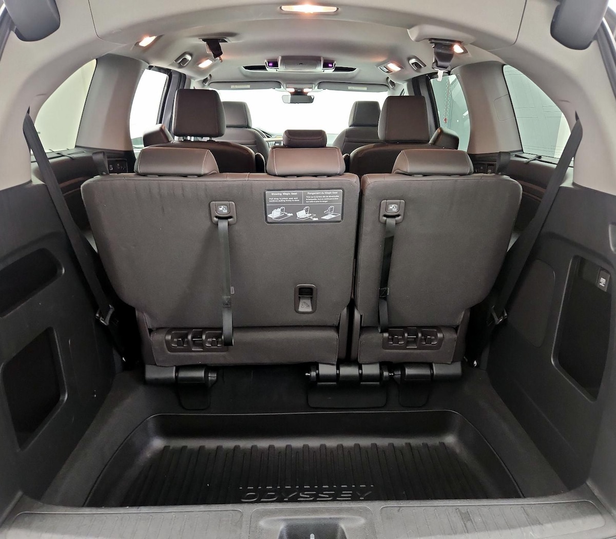 Trunk/Cargo (Seats Up)
