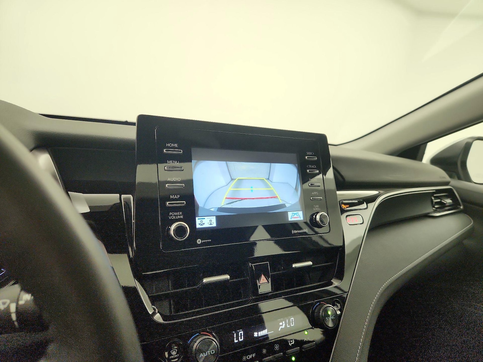 2024 Toyota Camry SE - Photo 12