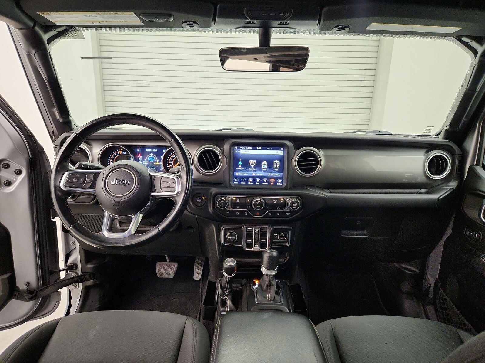 Apple CarPlay® & Android Auto™