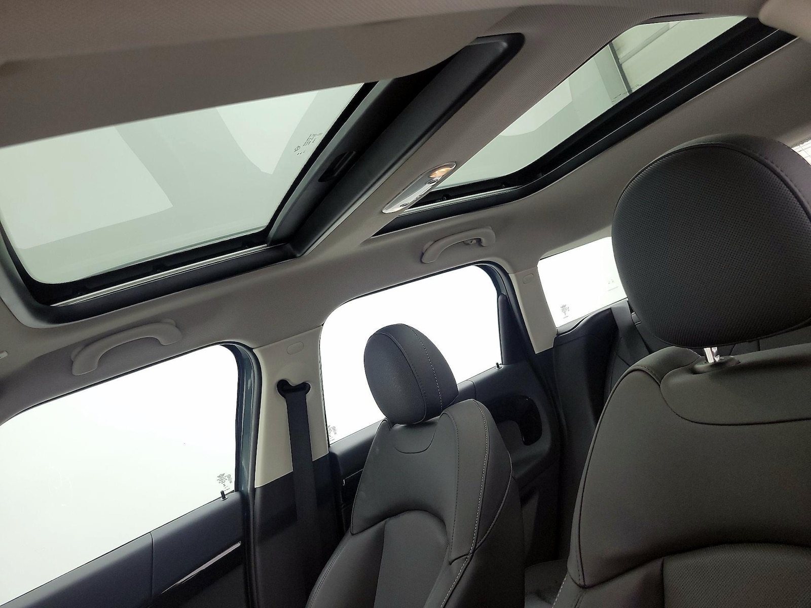 Panoramic Sunroof & Sunroof(s)