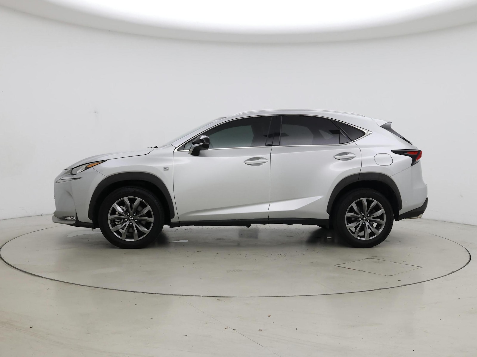 2017 Lexus NX F Sport - Photo 4