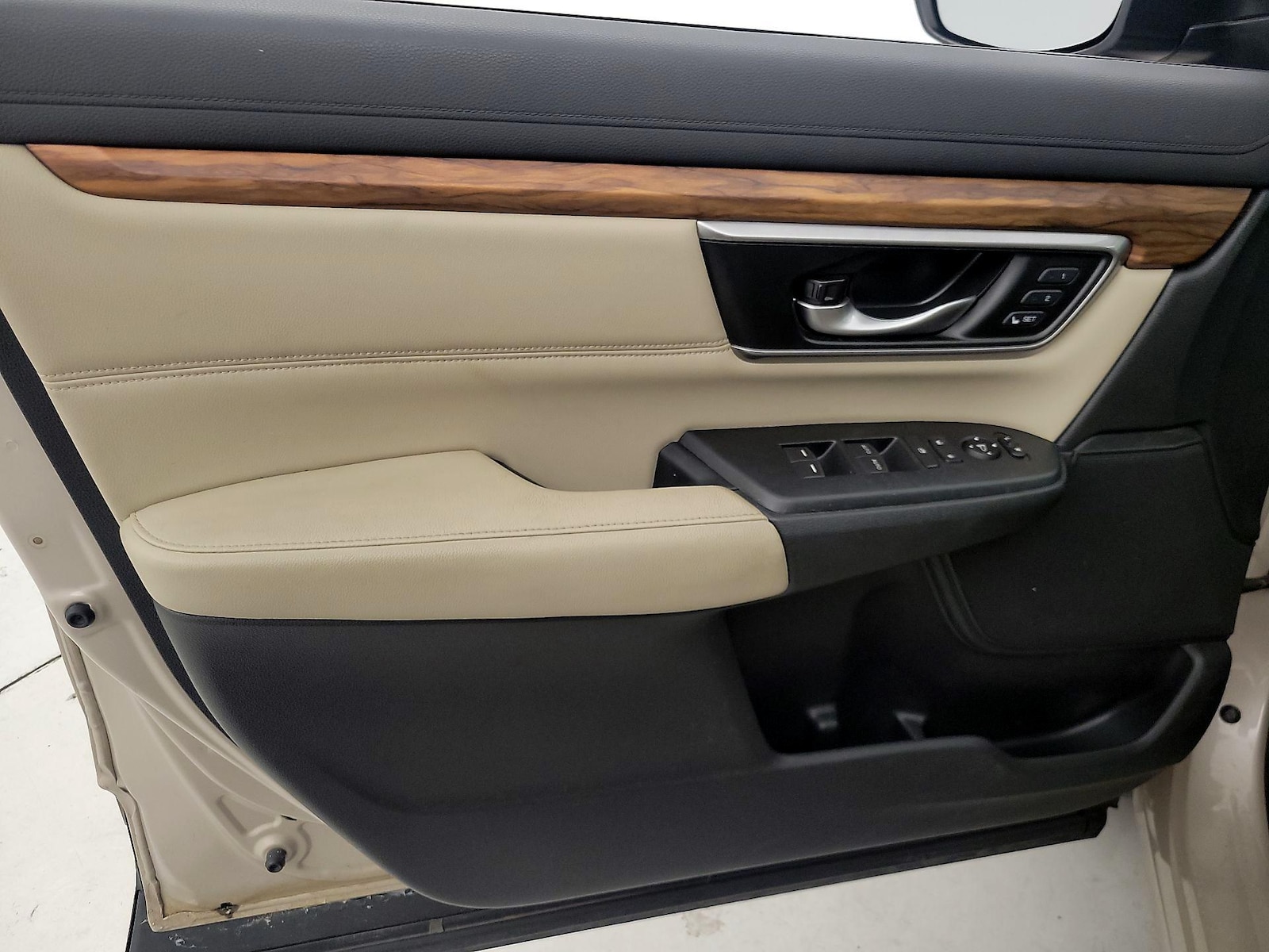 2018 Honda CR-V Touring - Photo 13