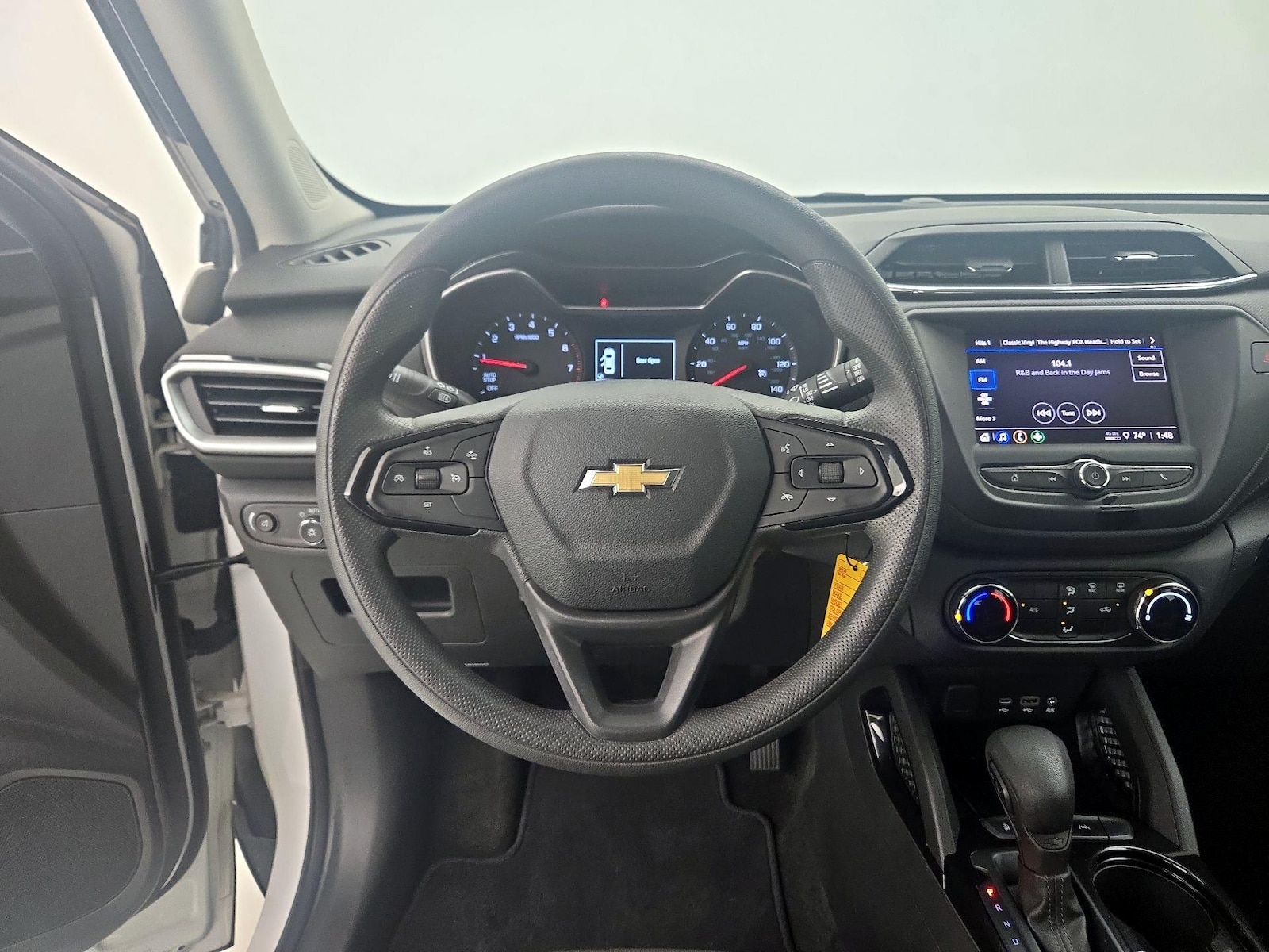 2023 Chevrolet TrailBlazer LS - Photo 11