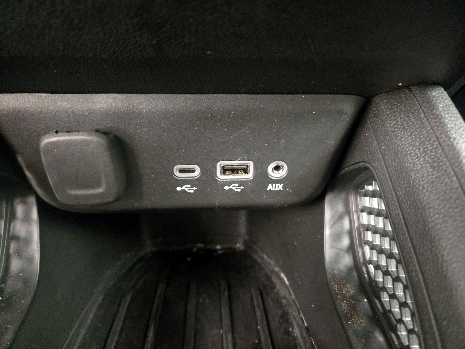 2023 Chevrolet TrailBlazer LS - Photo 19