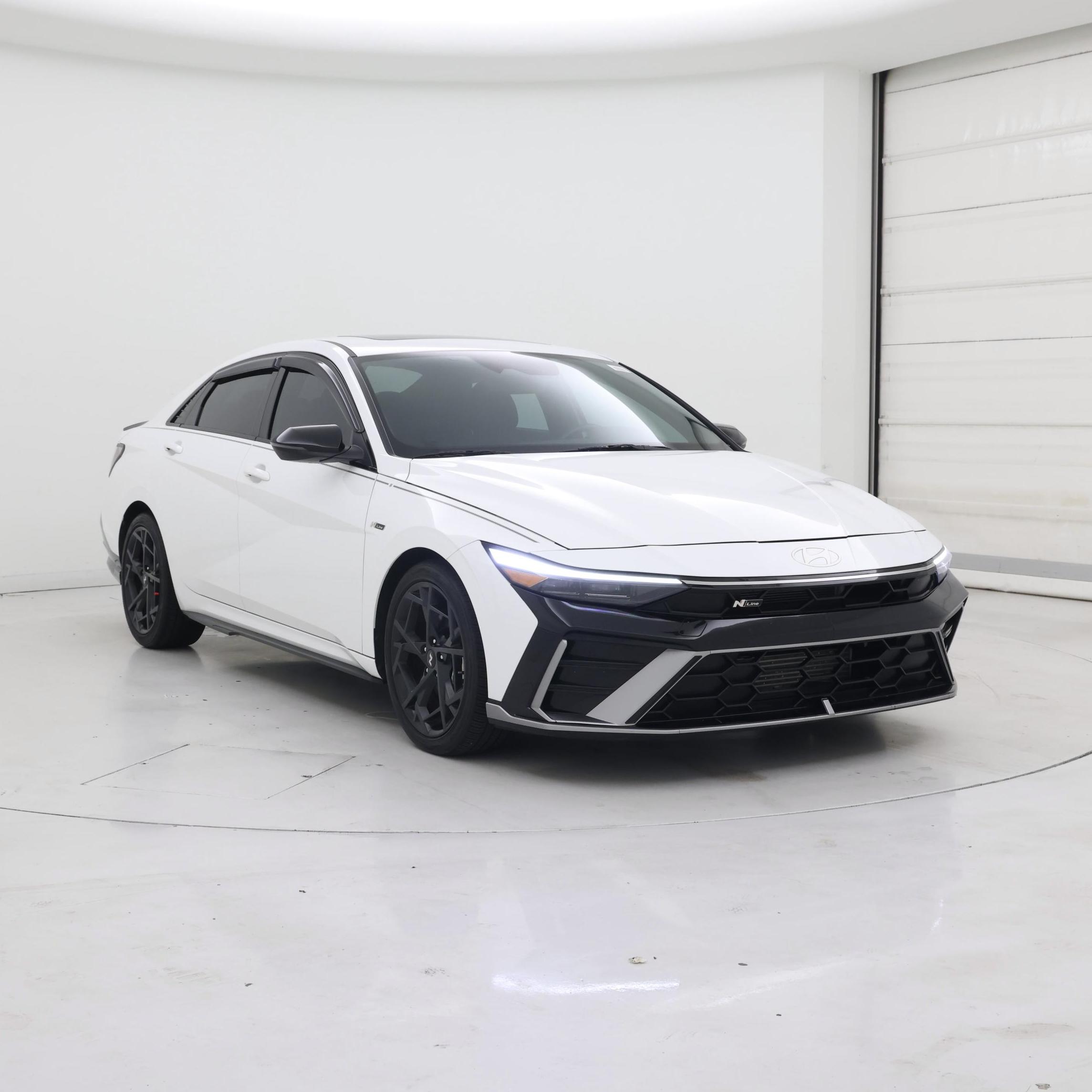 White 2025 Hyundai Elantra Sedan Front-Wheel Drive Automatic