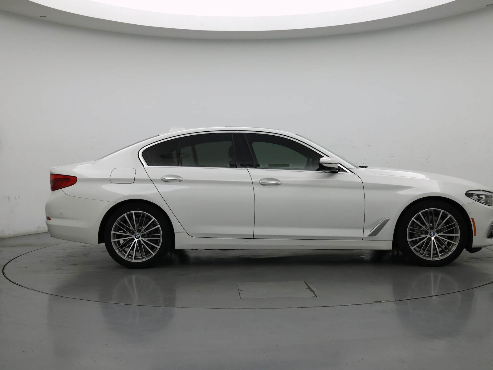 2018 BMW 5 Series 540i - Photo 8