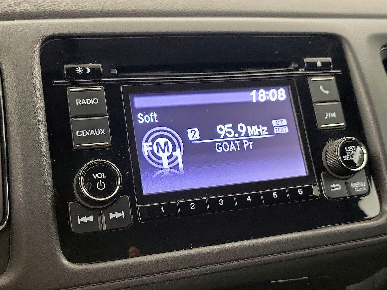 2018 Honda HR-V LX - Photo 16