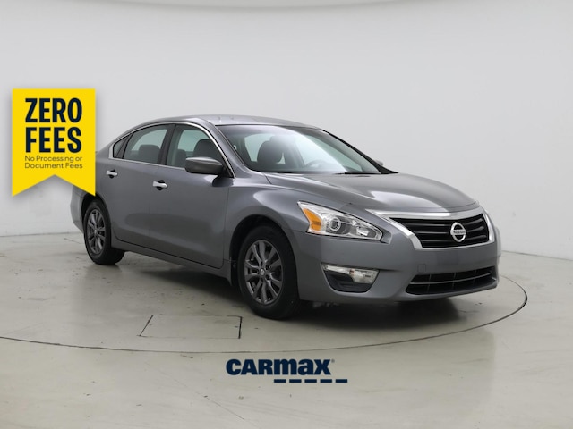 Gray 2015 Nissan Altima Sedan Front-Wheel Drive Automatic