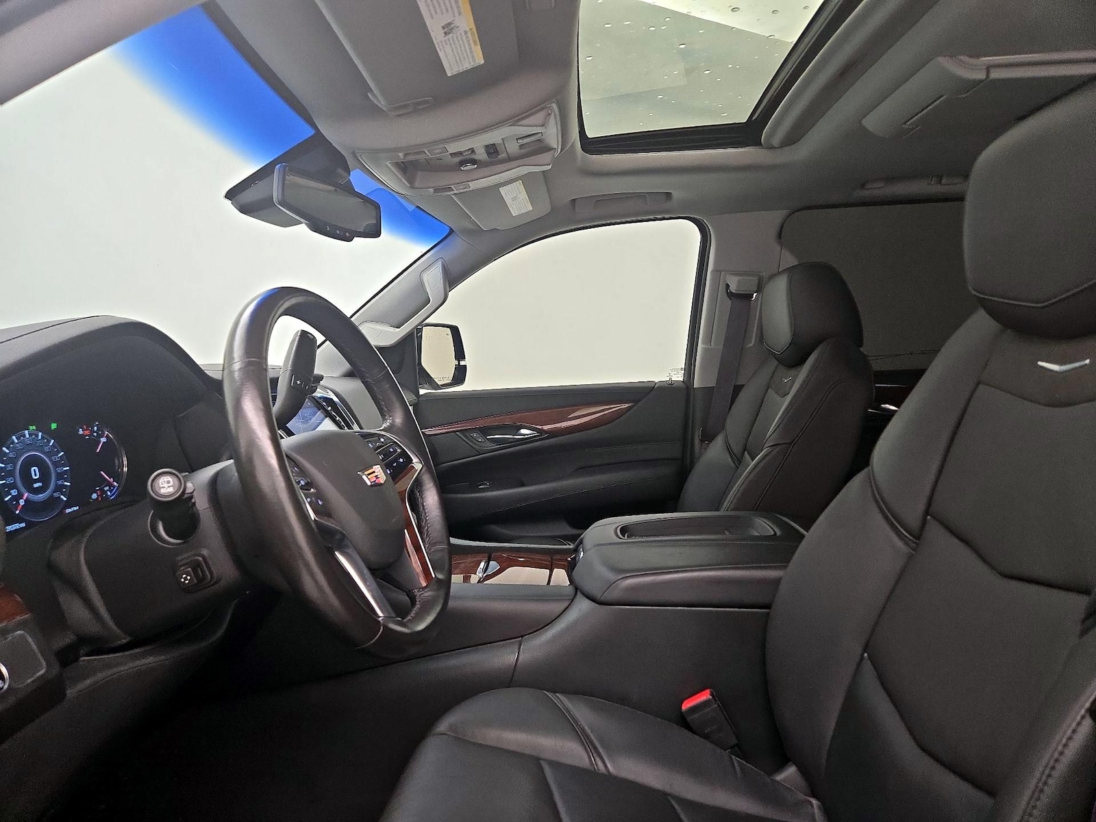 Sunroof(s) & Overhead Airbags