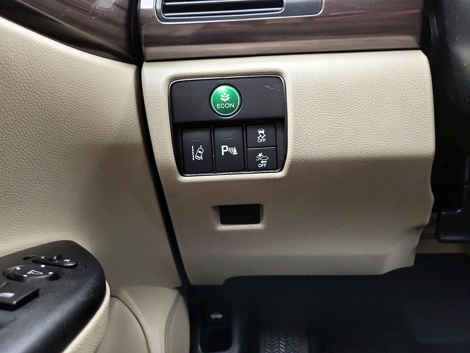2016 Honda Accord Touring - Photo 14