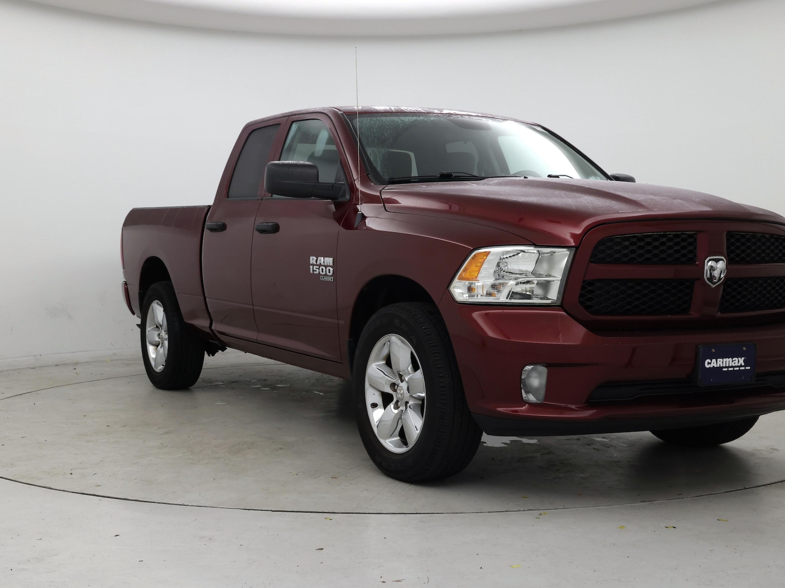 2019 RAM Ram 1500 Classic Express - Photo 2