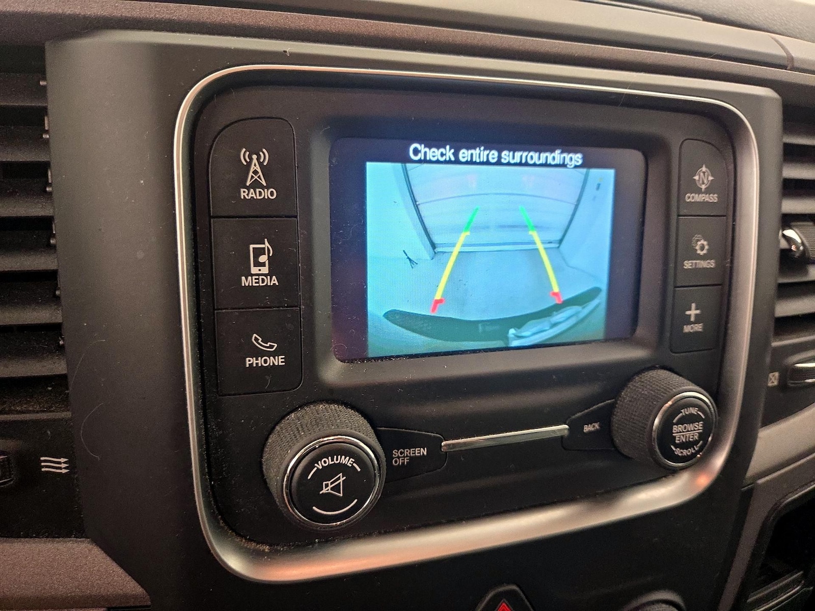 2019 RAM Ram 1500 Classic Express - Photo 15