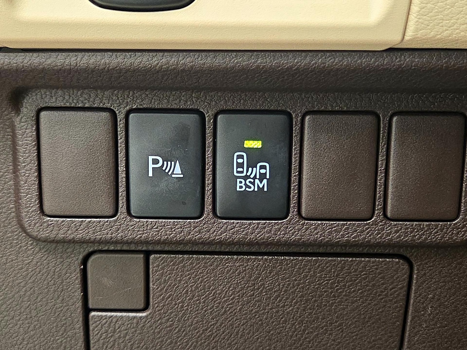 2016 Lexus ES 300h - Photo 14
