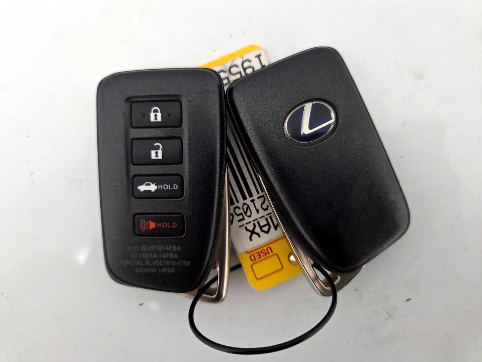 2016 Lexus ES 300h - Photo 25