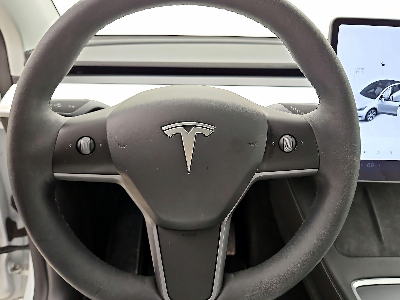 2021 Tesla Model Y Long Range - Photo 11