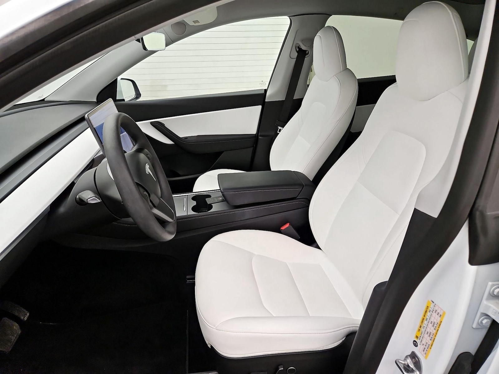 2021 Tesla Model Y Long Range - Photo 12
