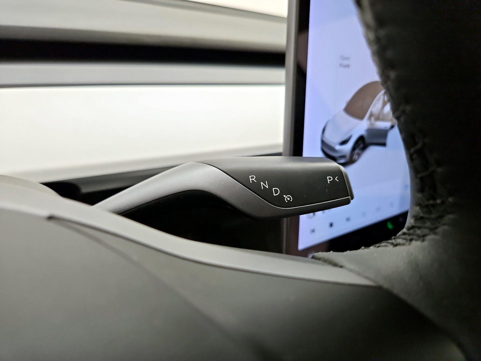 2021 Tesla Model Y Long Range - Photo 18