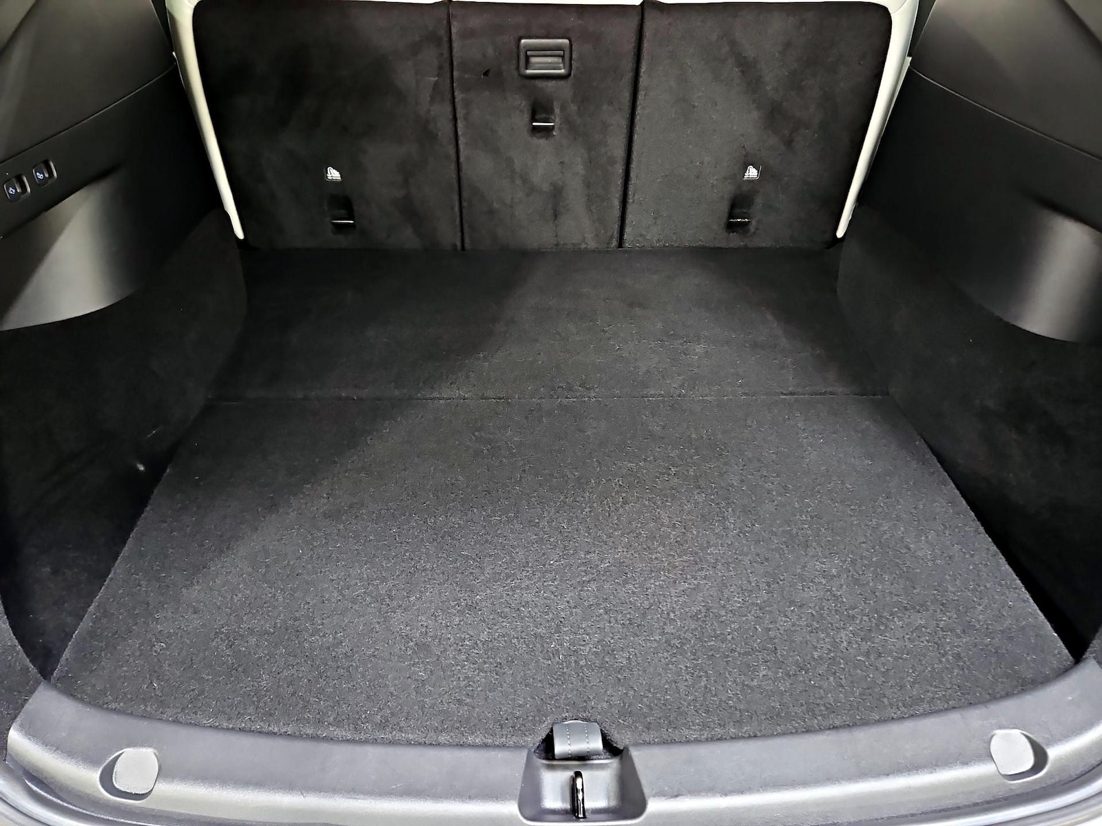 2021 Tesla Model Y Long Range - Photo 22