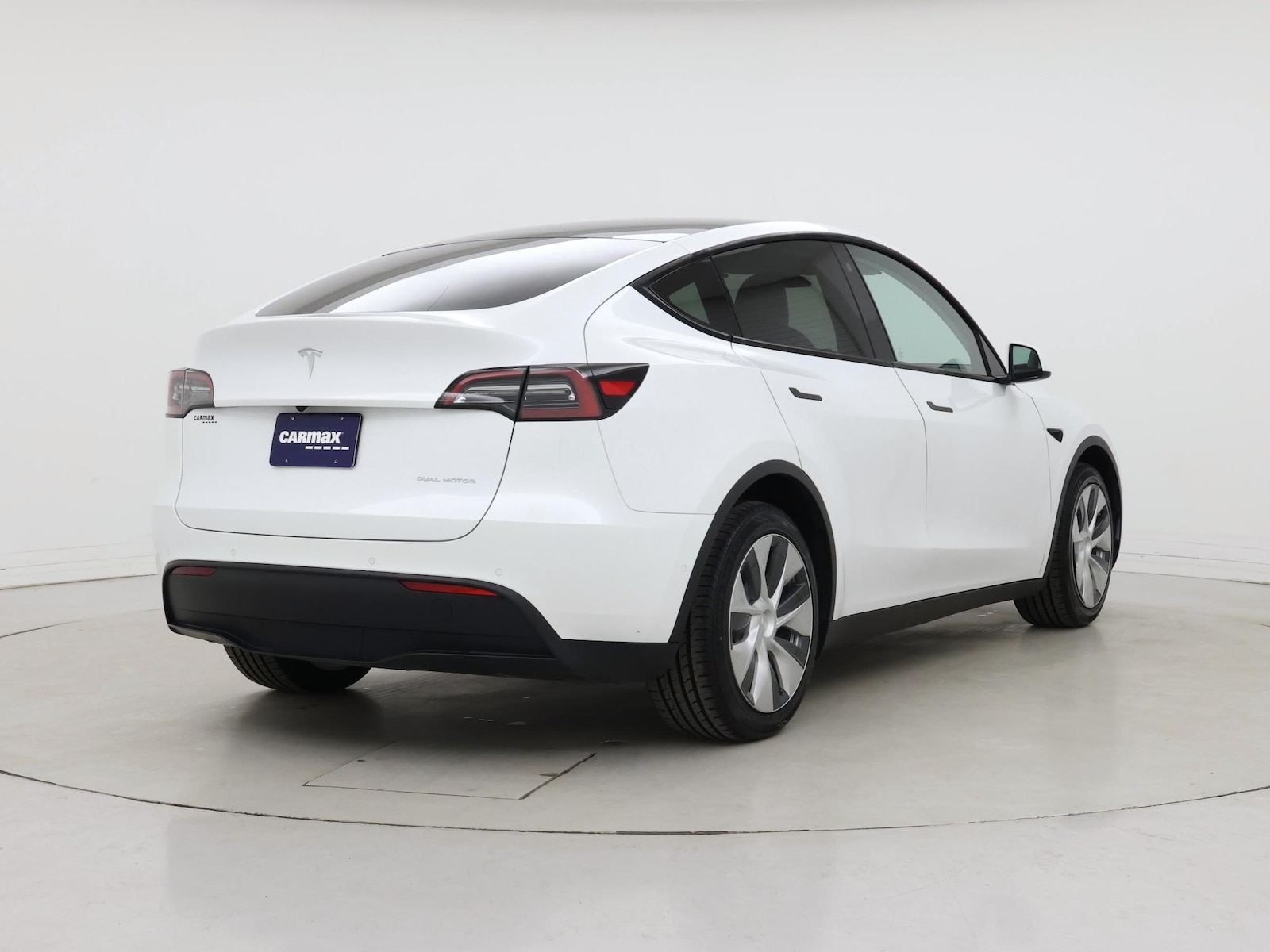2021 Tesla Model Y Long Range - Photo 9