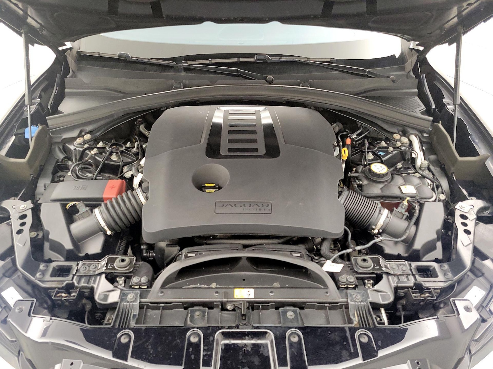 2021 Jaguar F-Pace S - Photo 24