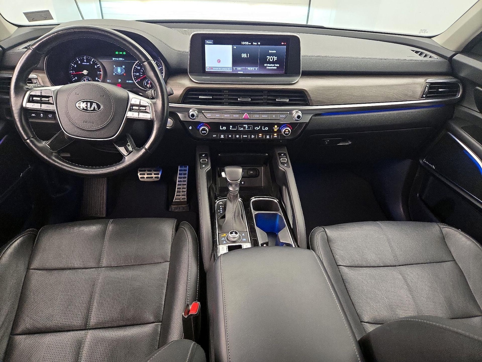 Apple CarPlay® & Android Auto™