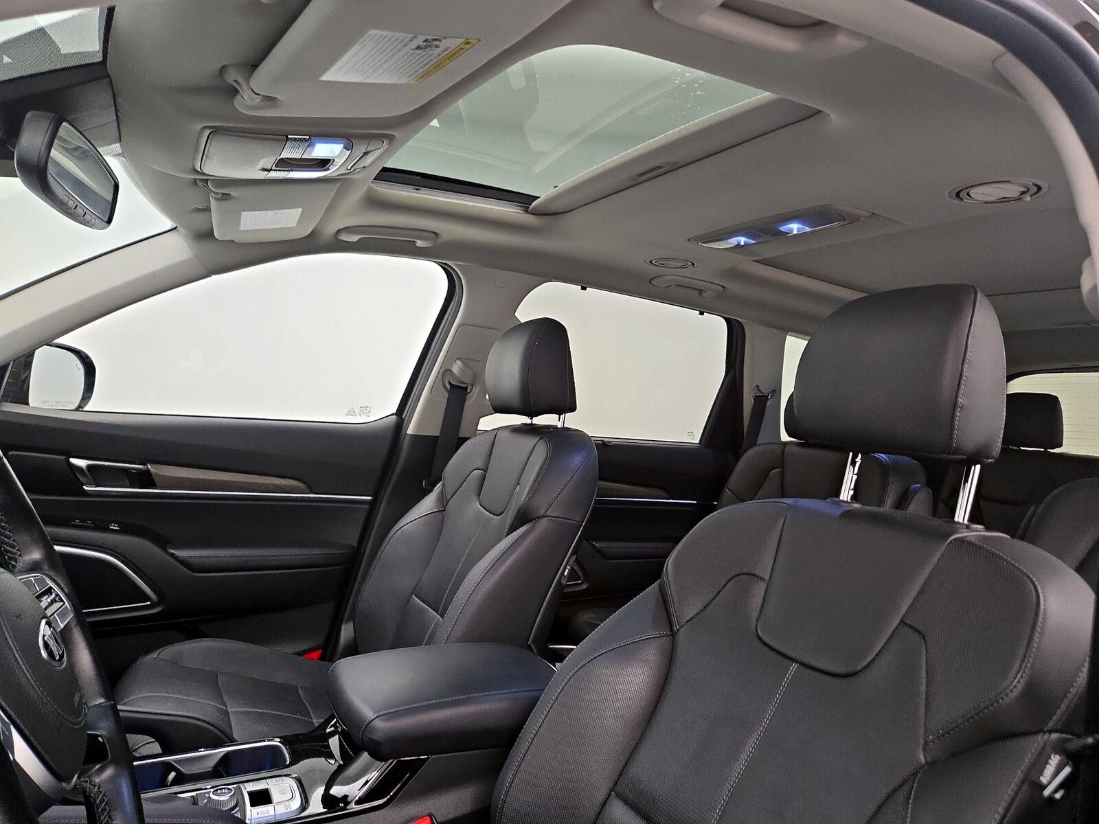 Sunroof(s) & Skylight(s)