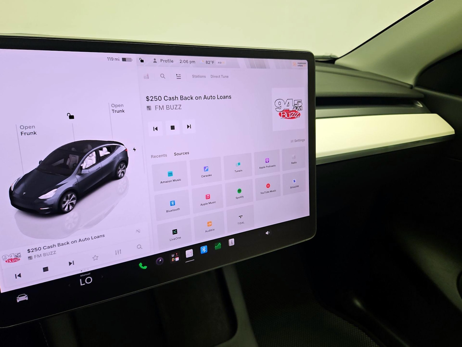 2022 Tesla Model Y Long Range - Photo 16