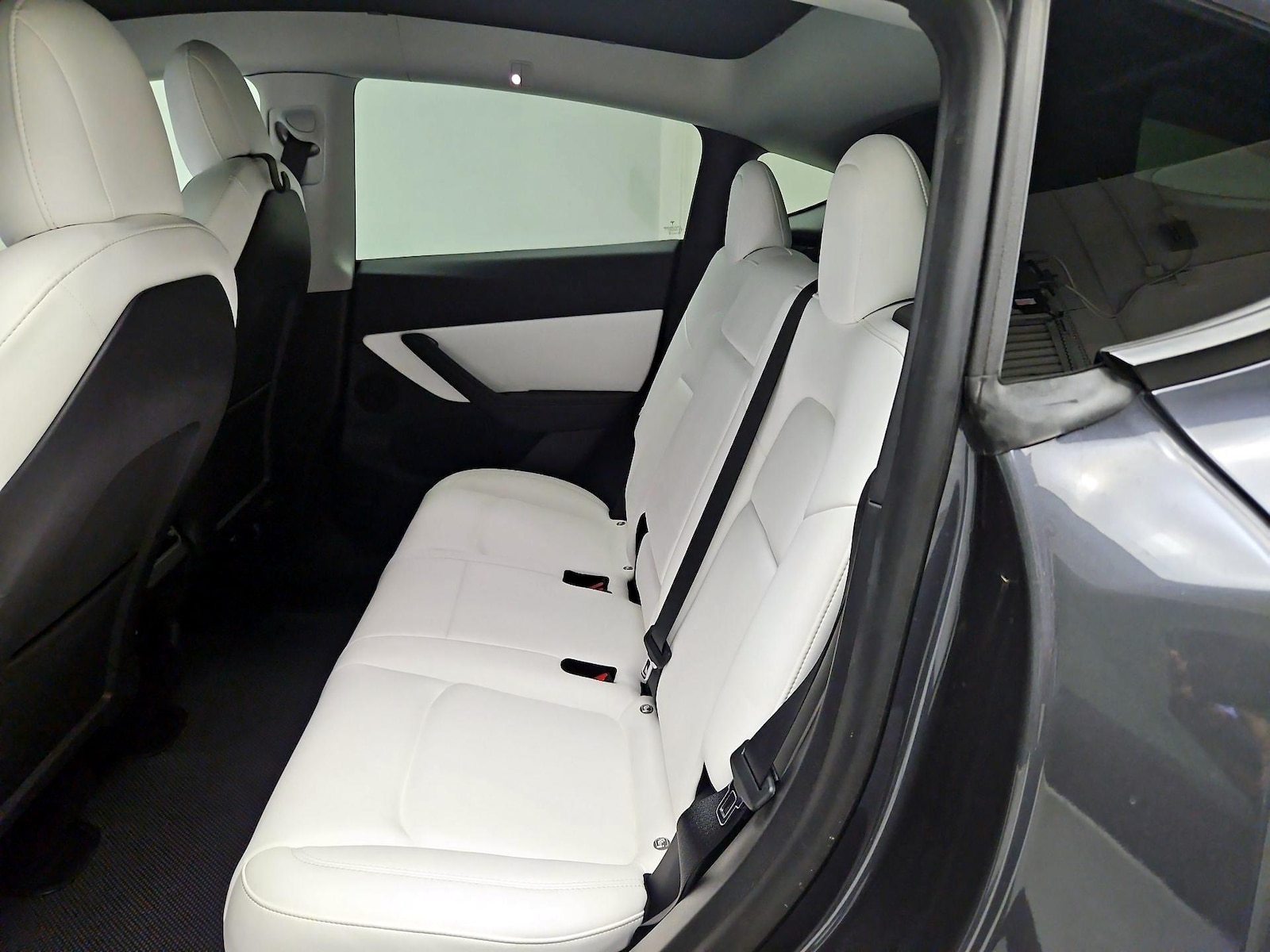 2022 Tesla Model Y Long Range - Photo 20
