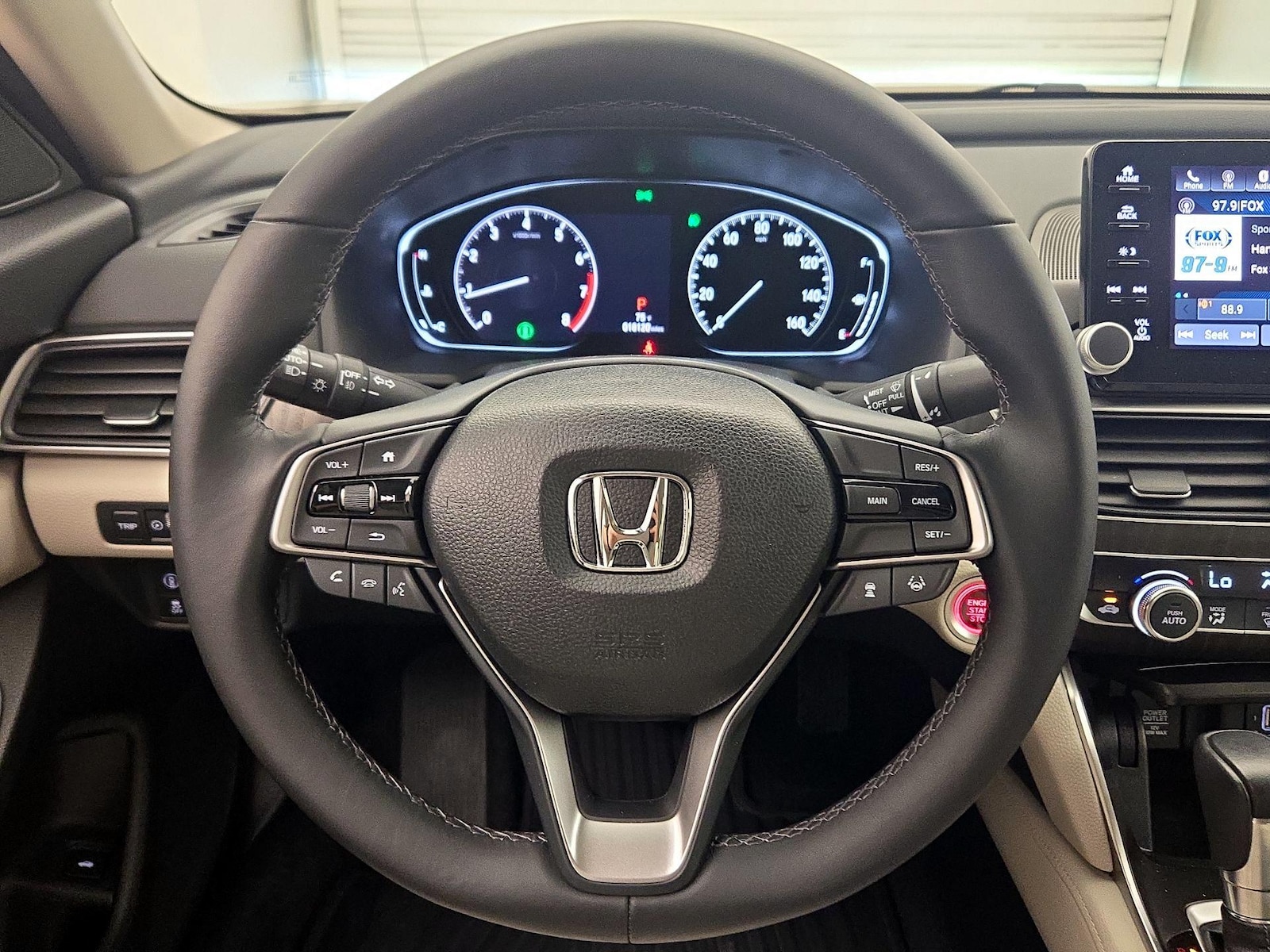 2018 Honda Accord EX-L - Photo 11