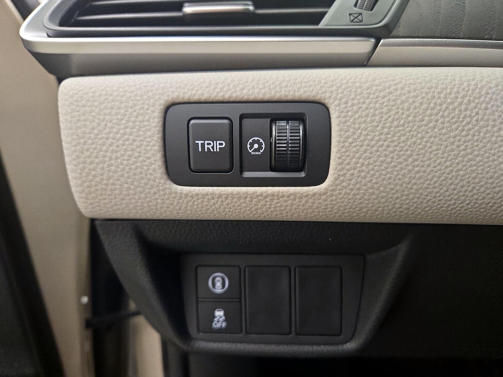 2018 Honda Accord EX-L - Photo 14