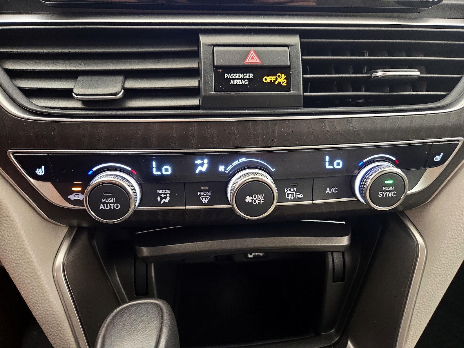 2018 Honda Accord EX-L - Photo 17