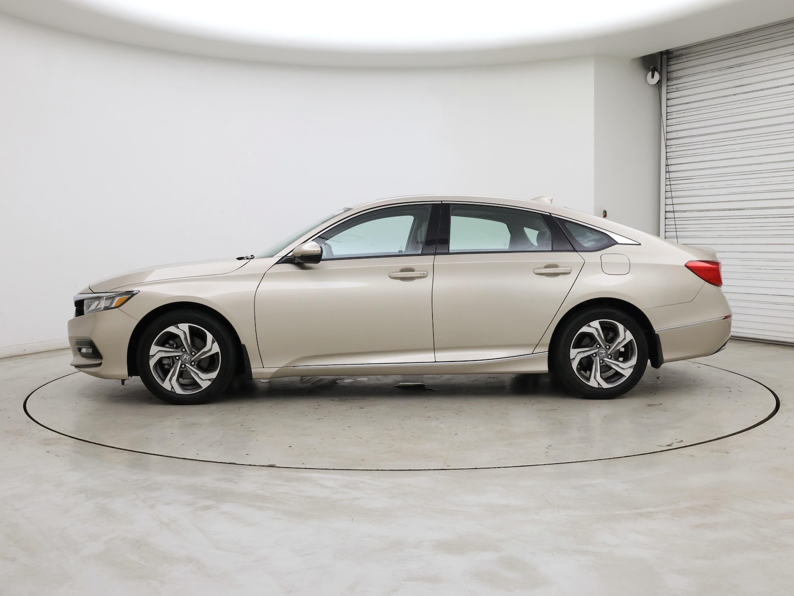 2018 Honda Accord EX-L - Photo 4