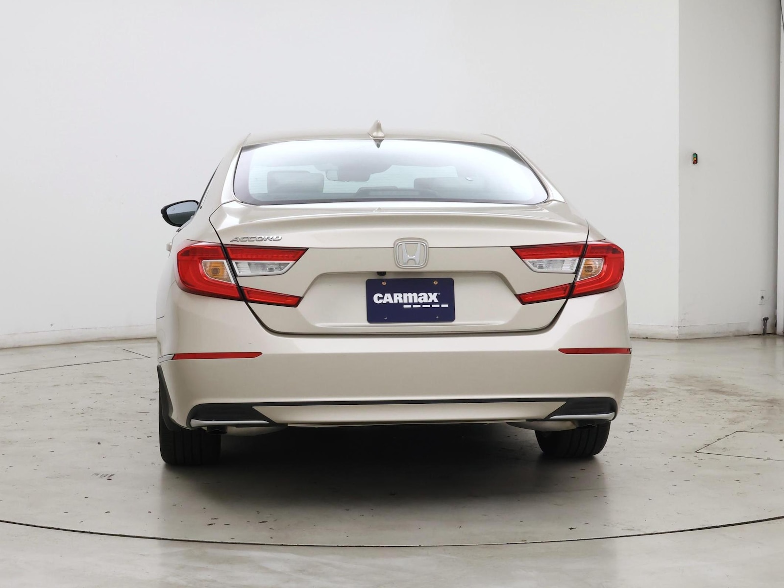 2018 Honda Accord EX-L - Photo 7