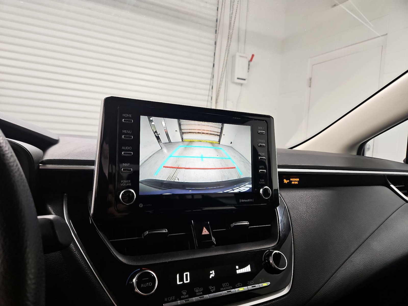 2021 Toyota Corolla LE - Photo 15