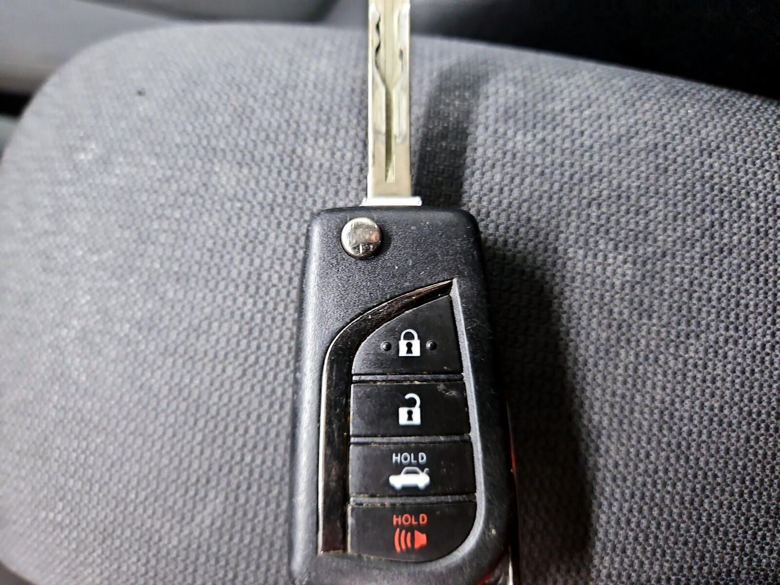 2021 Toyota Corolla LE - Photo 22