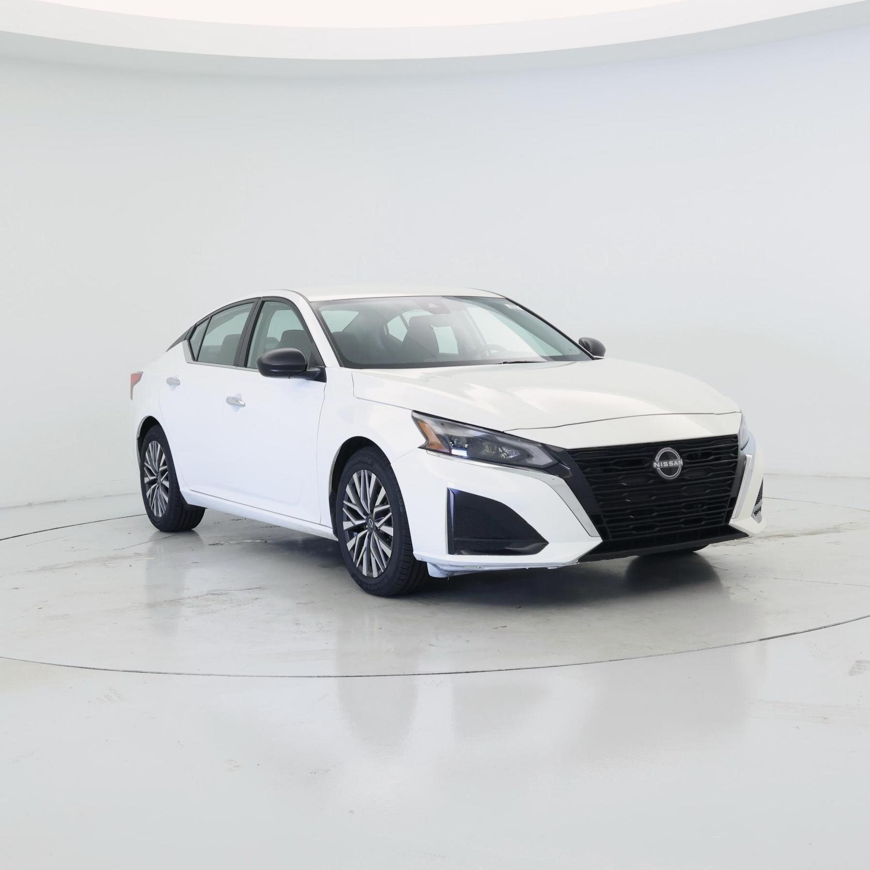 White 2025 Nissan Altima Sedan Front-Wheel Drive Automatic