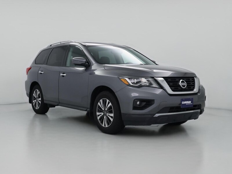 2017 Nissan Pathfinder SL