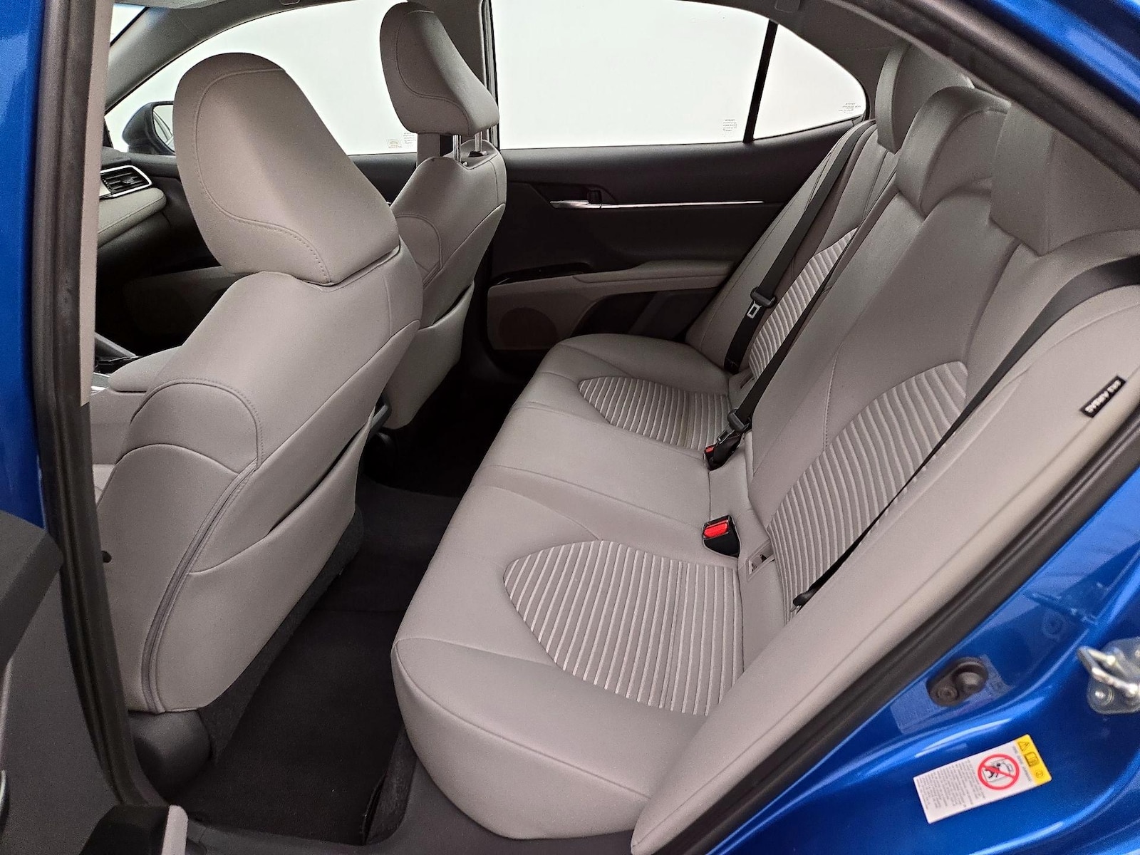 2018 Toyota Camry SE - Photo 20