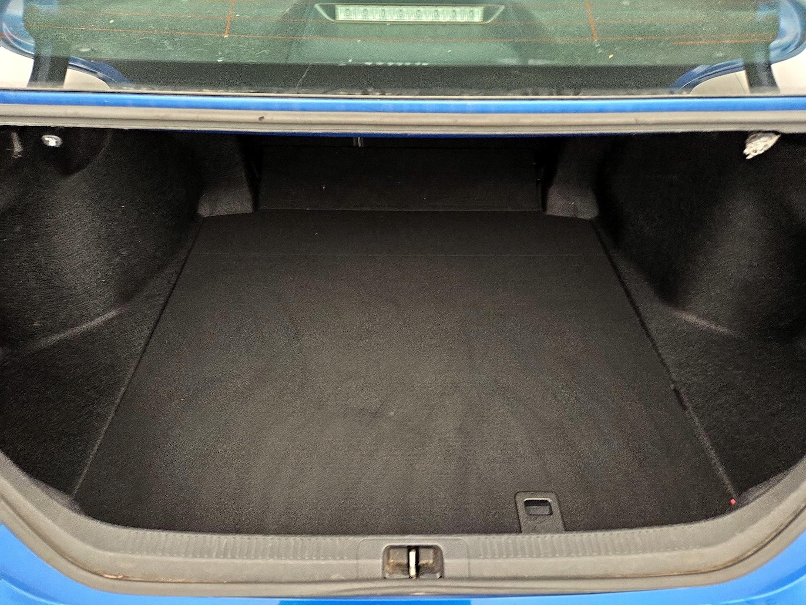 2018 Toyota Camry SE - Photo 21