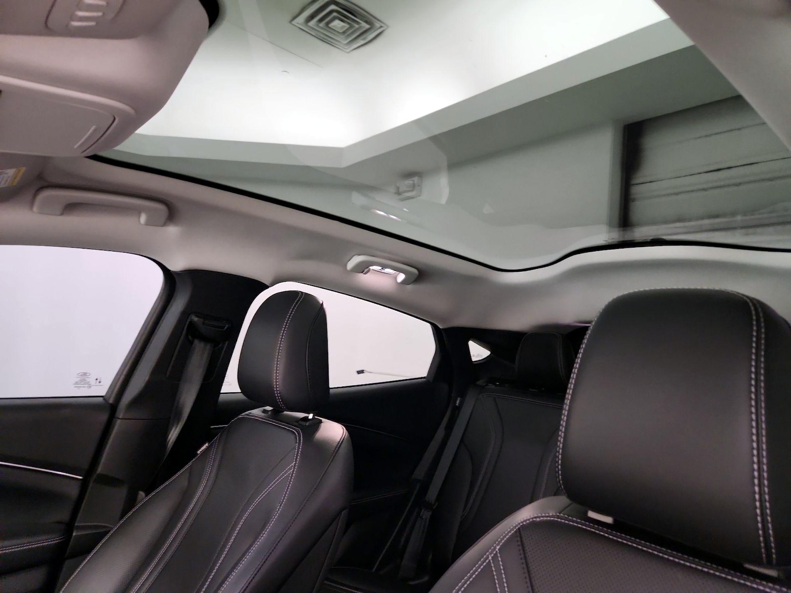 Skylight(s) & Overhead Airbags