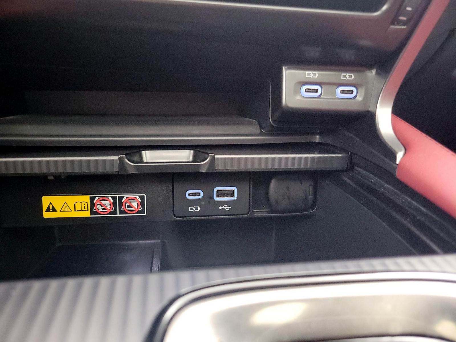 2024 Lexus RX Hybrid 500h - Photo 11
