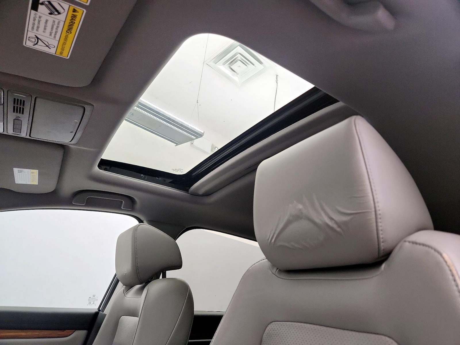 Sunroof(s) & Overhead Airbags