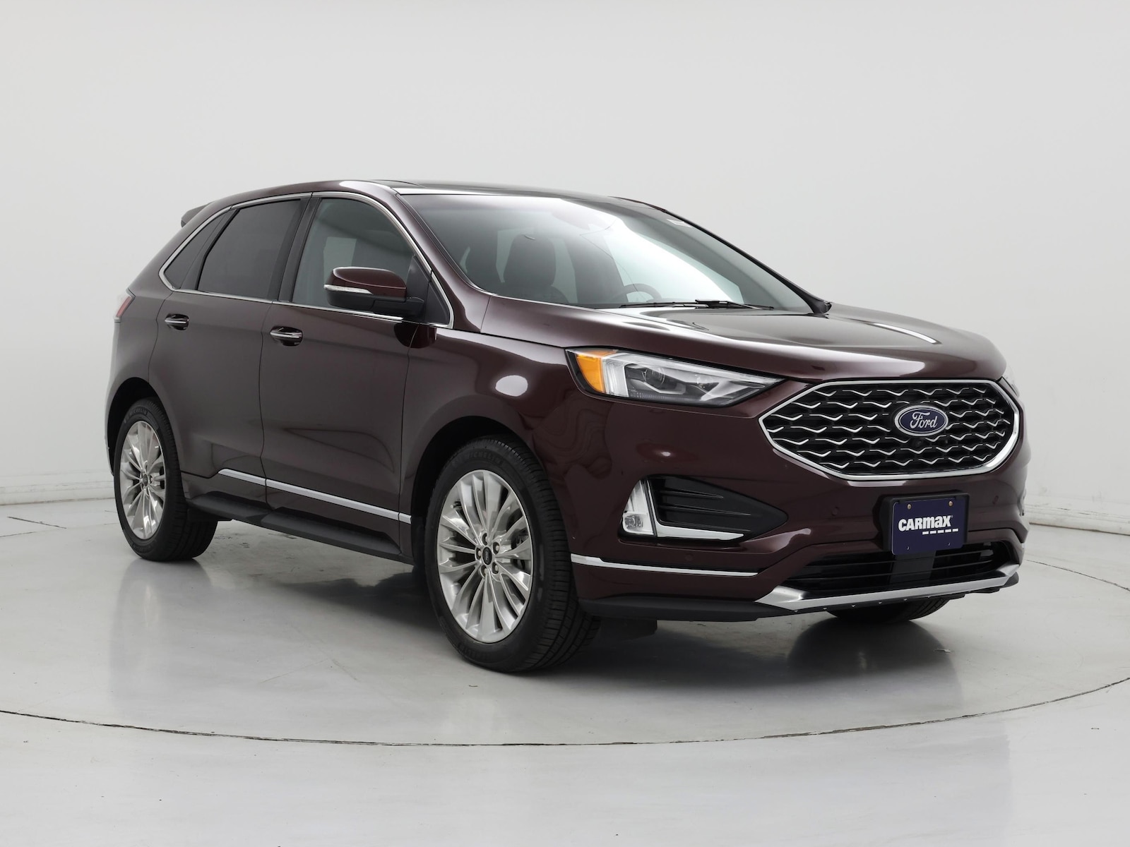 2020 Ford Edge Titanium - Photo 2