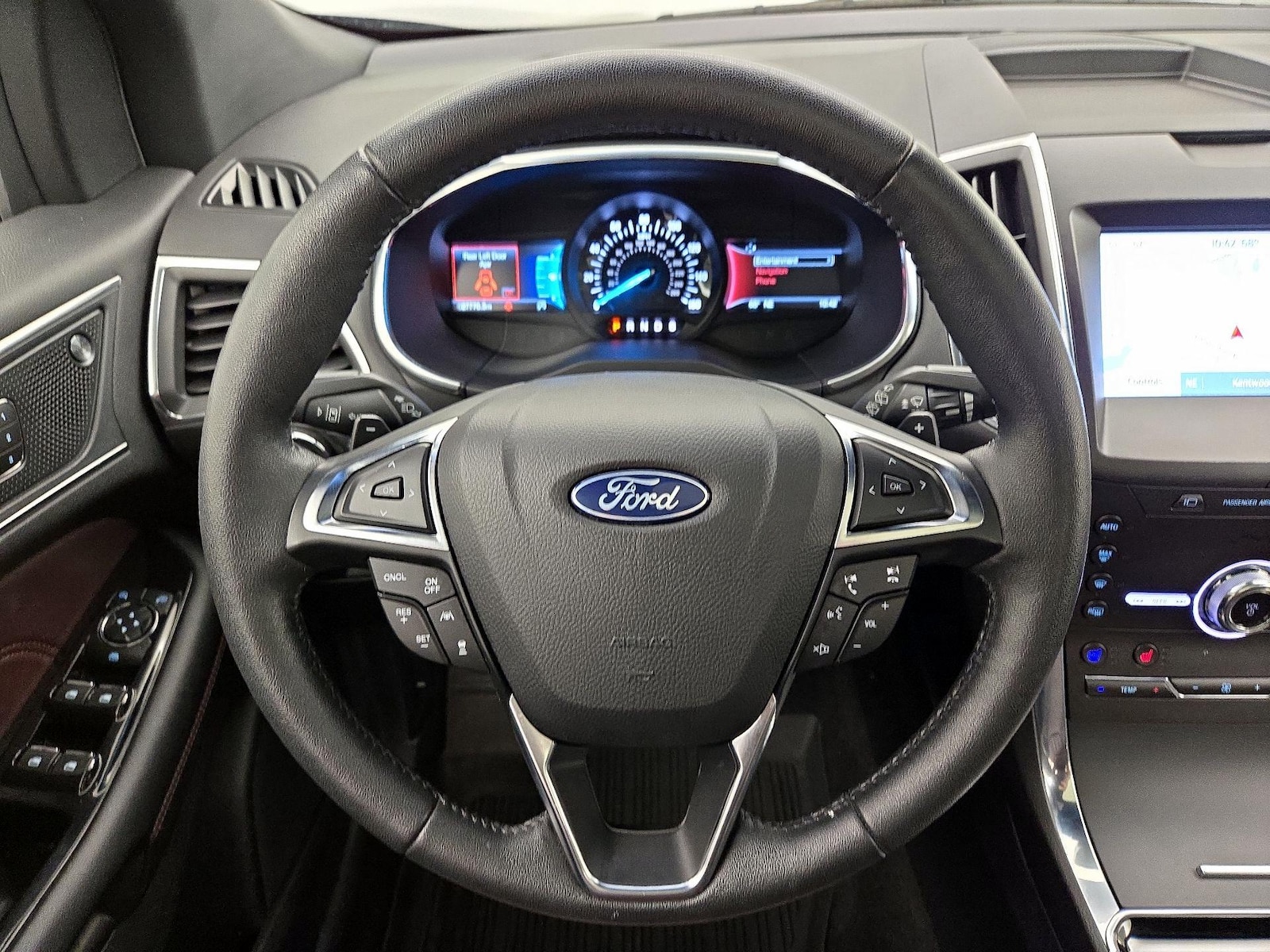 2020 Ford Edge Titanium - Photo 11