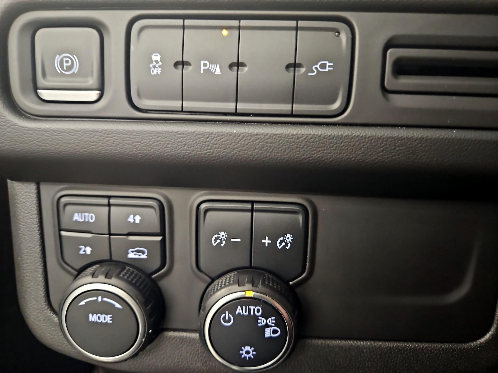 2021 Chevrolet Tahoe LT - Photo 14