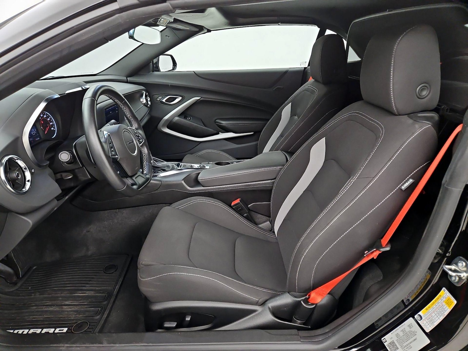 Power Seat(s) & Side Airbags