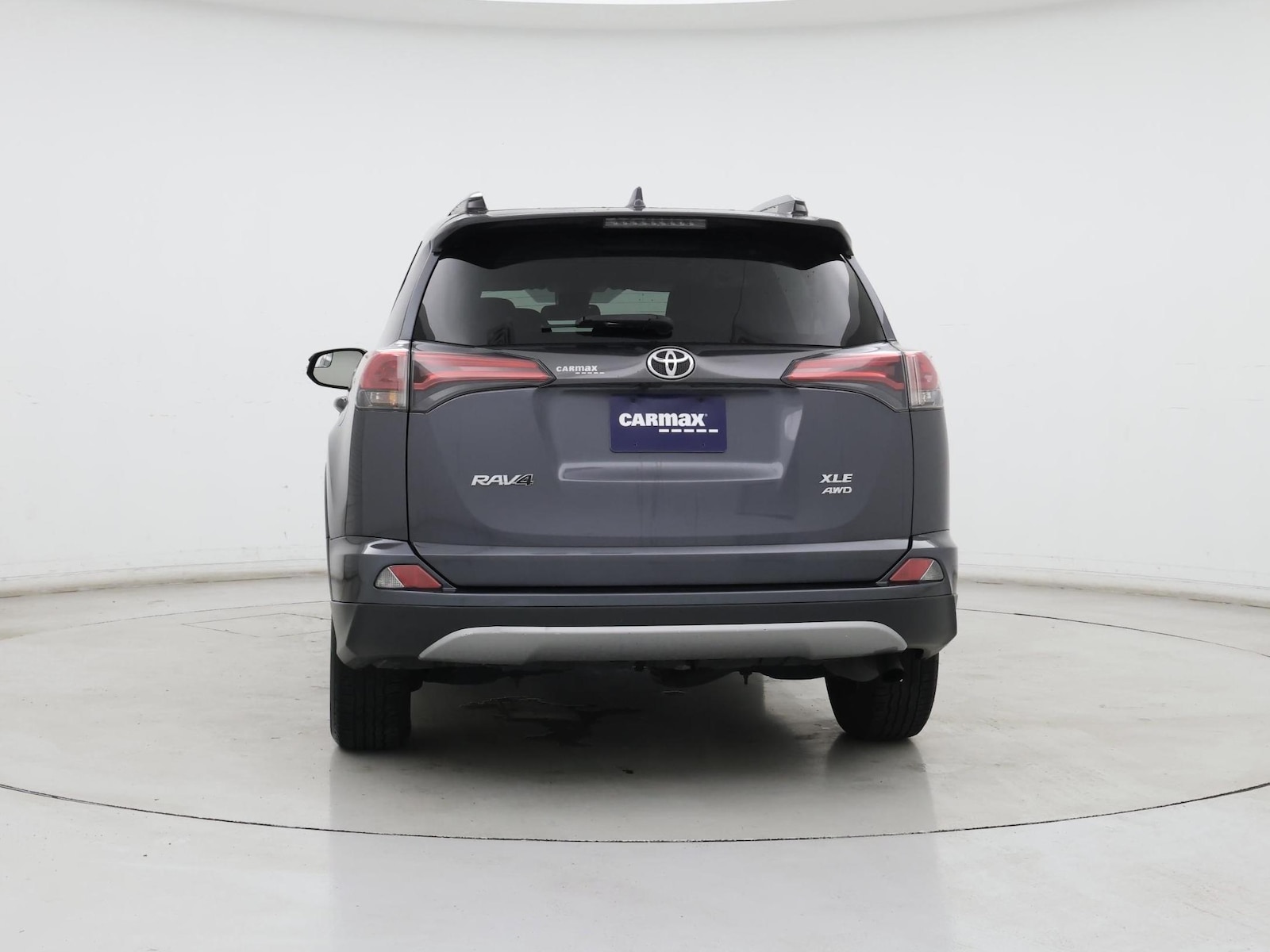 2017 Toyota RAV4 XLE - Photo 7