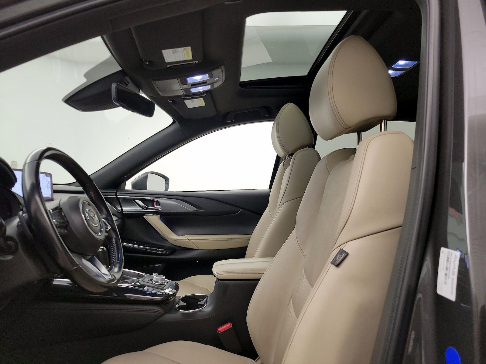 Sunroof(s) & Overhead Airbags