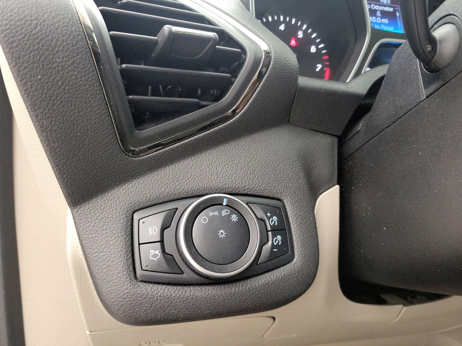 2016 Ford Escape Titanium - Photo 14
