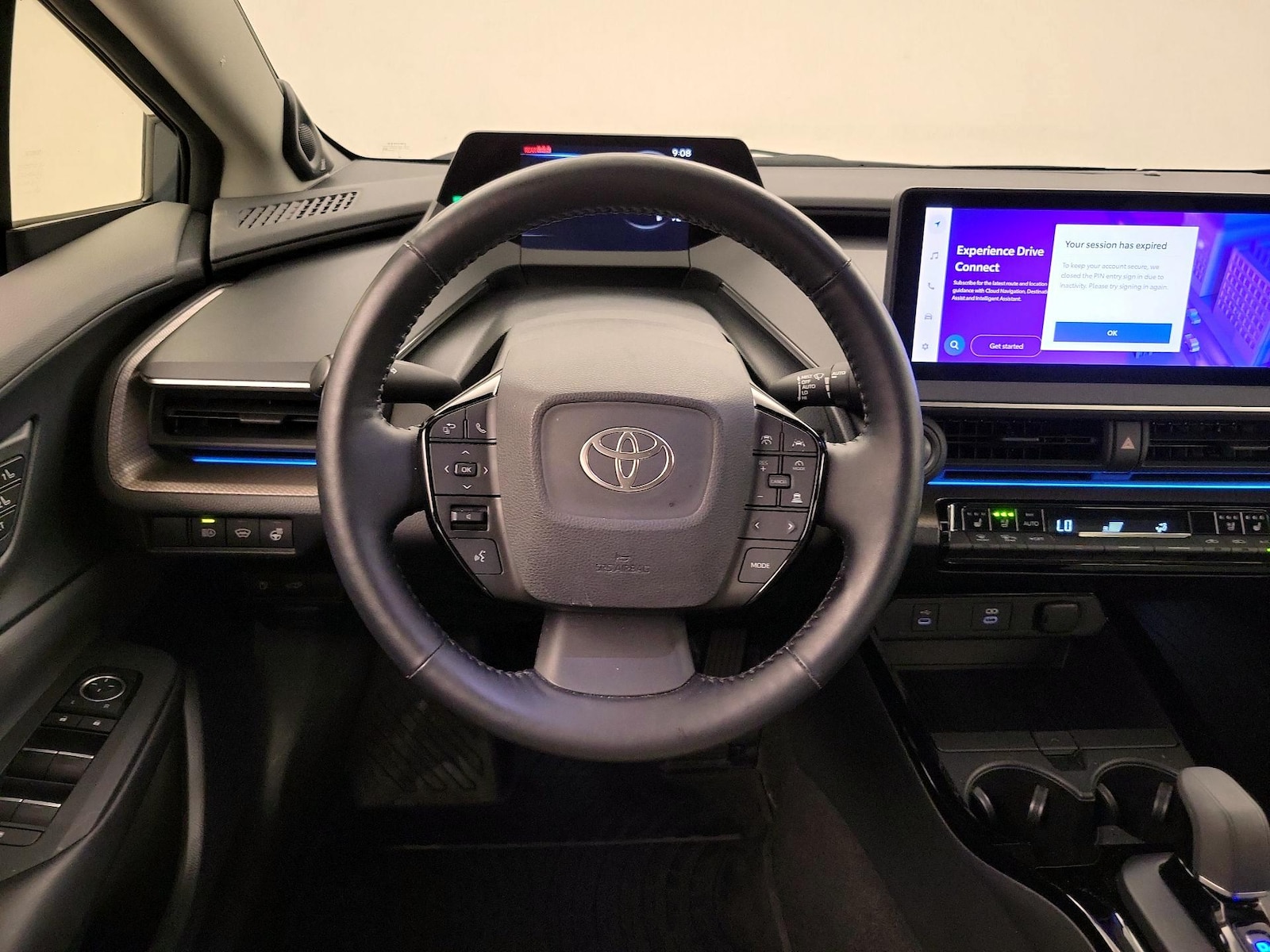 2024 Toyota Prius Limited - Photo 11